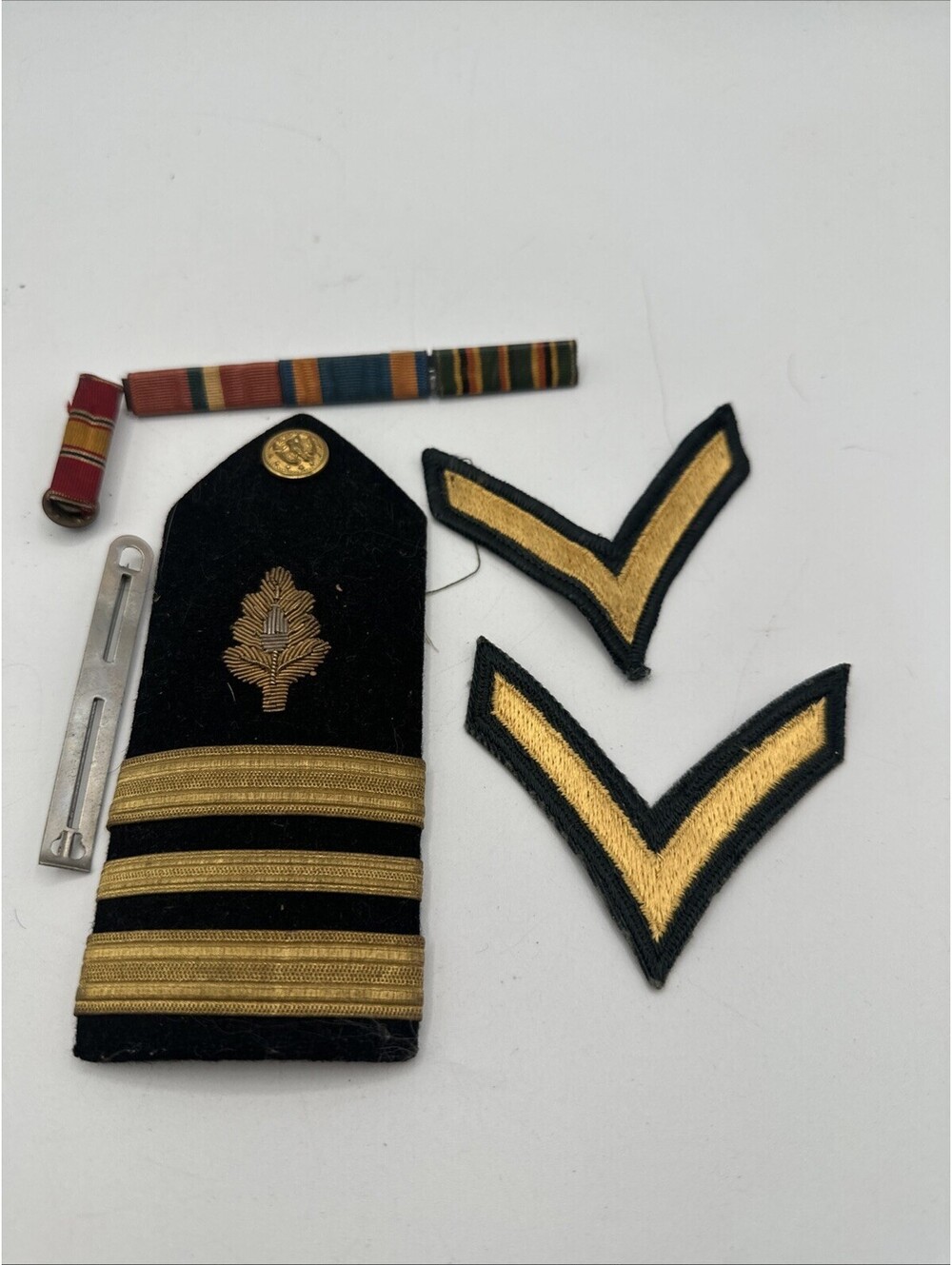 WWII USN US Navy Bullion Shoulder Board Medical Patches Pins